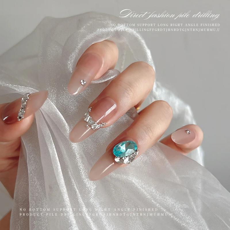 Nail Art Emerald Green - 5 шт. стразы для ногтей в