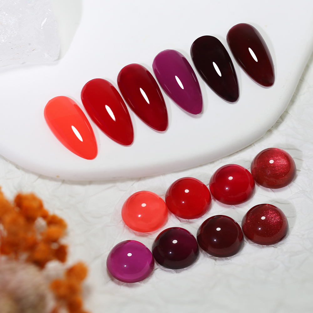 Nail Art Red Cherry - Гель-лак Clou Beaute Classic Red: Клубнично-красный,