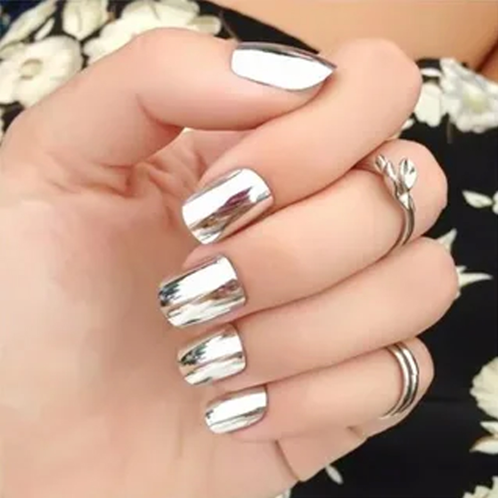 1. Хромированный металлический – обзор и цена Nail Glitter Chrome